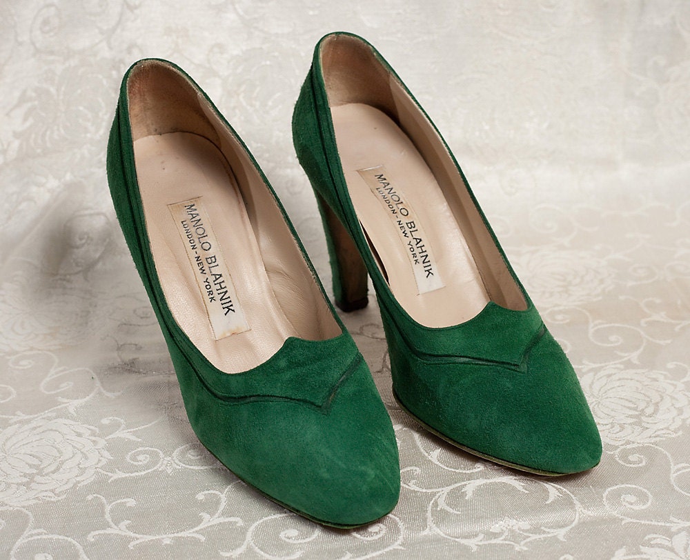 Manolo Blahnik Vintage 80s Emerald Green Suede Pumps Size