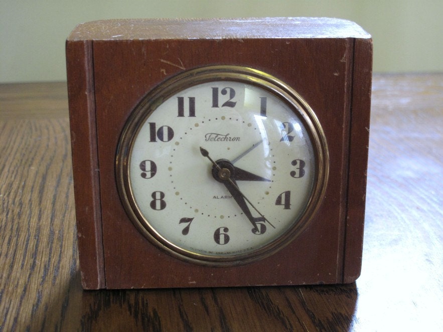 1940s Telechron Electric Alarm Clock Model 7H139