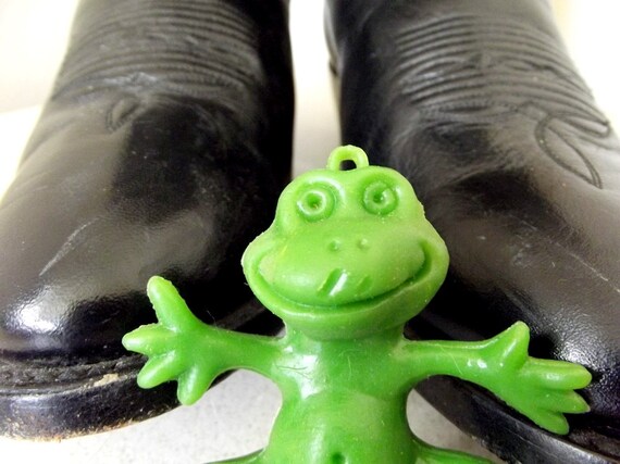 MATURE Funky Vintage Frog Rubber Pendant Collectible Figure