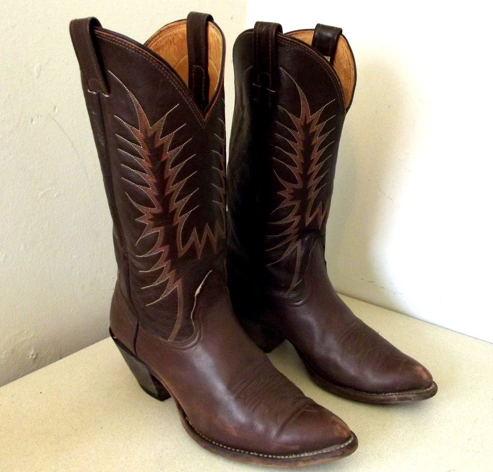 Vintage Nocona brand Cowboy Boots in a sweet by honeyblossomstudio