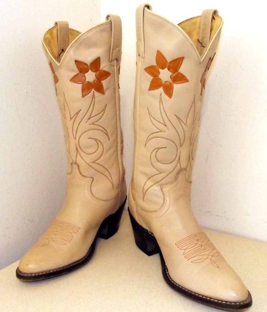 Retro Vintage Acme Cowgirl Boots with beautiful flower overlay