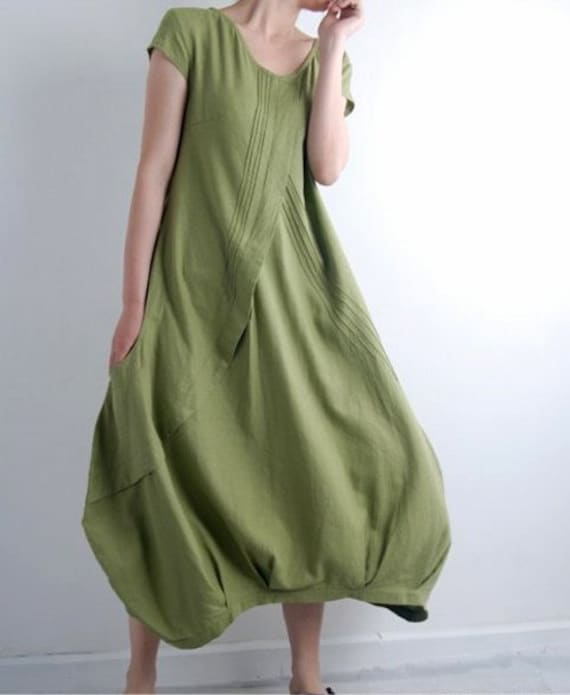 Items similar to Cheste Pleated Style Linen Dress in Grass Green or ...