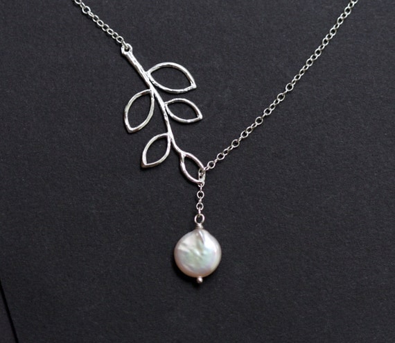 Leaf and Pearl Necklace