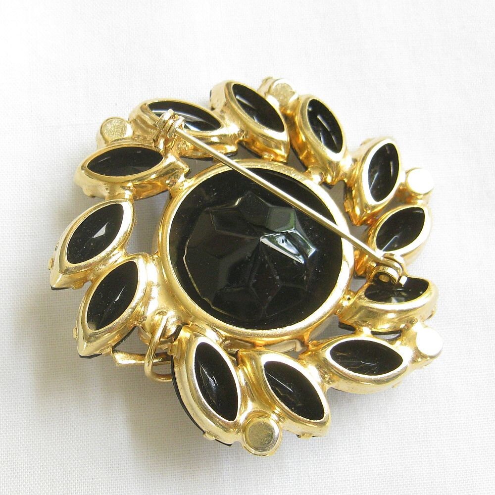 Vintage JULIANA Black Rhinestone Brooch with Gold Tone Leaf