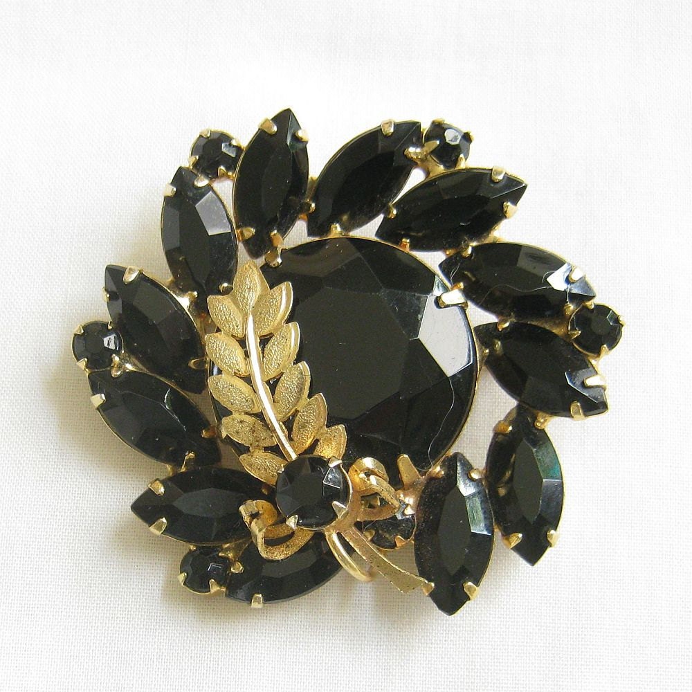 Vintage JULIANA Black Rhinestone Brooch with Gold Tone Leaf