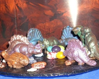 24 Chocolate Dinosaurs