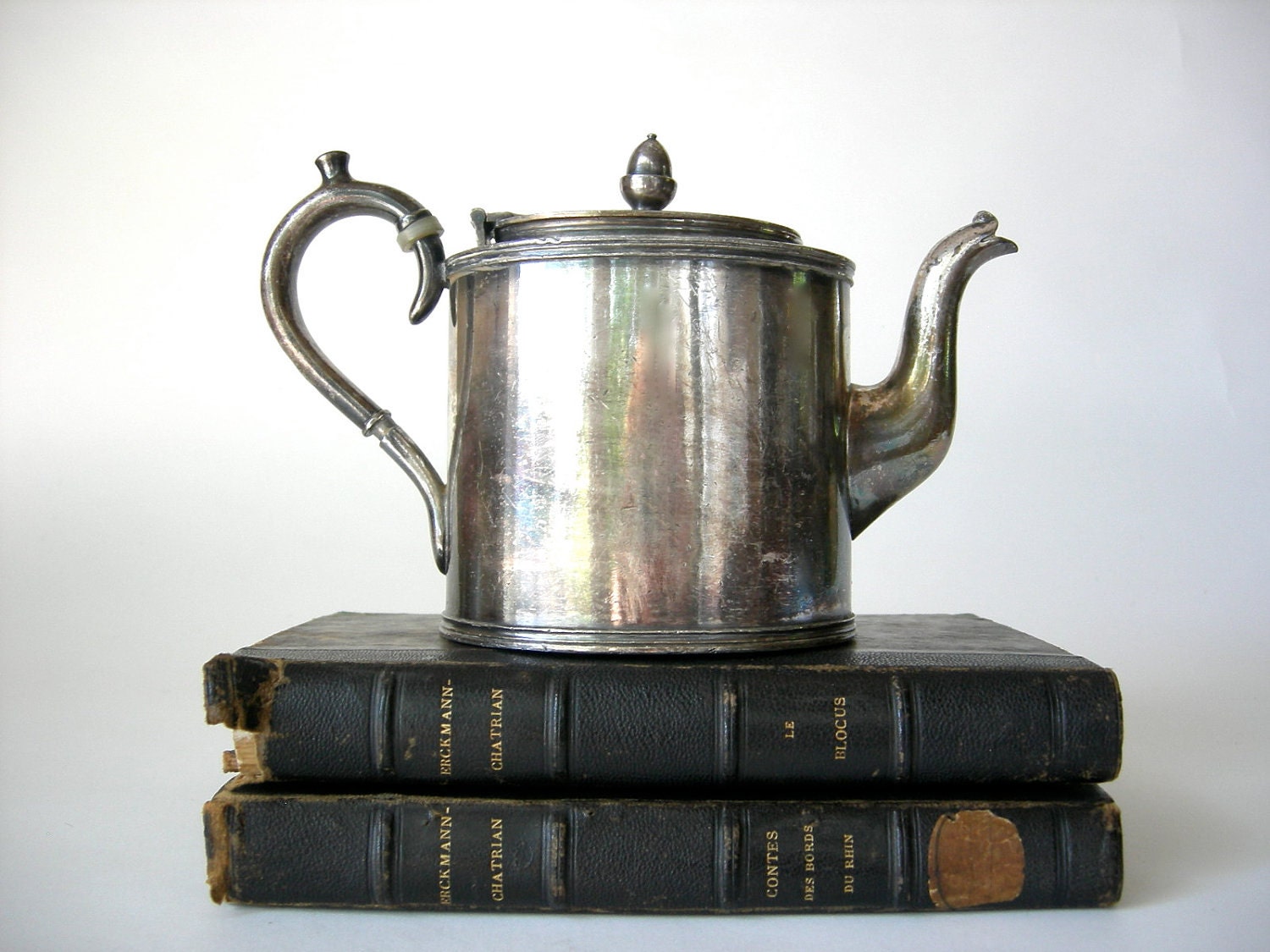 Antique Meriden Silver Company Teapot c.1875