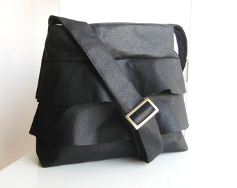 ruffles purple bag