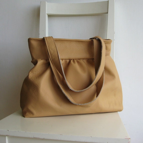 Items similar to Everyday Bag - Pleated Leather bag on Etsy