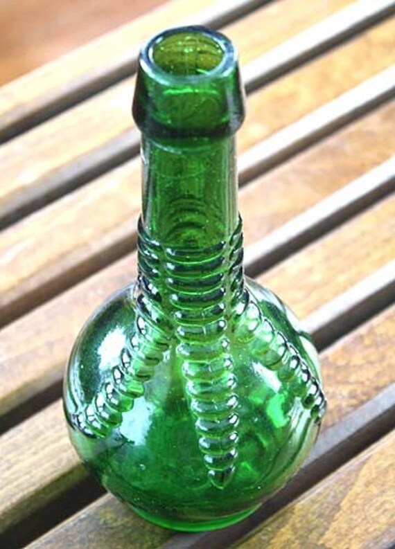 Green Ball and Claw Bitters antique bottle Art Glass vintage