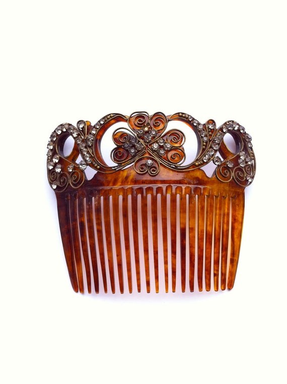 VIntage tortoise shell hair comb