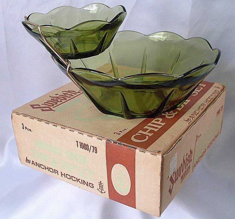 Vintage Glass Anchor Hocking Chip Dip Avocado Green Swedish