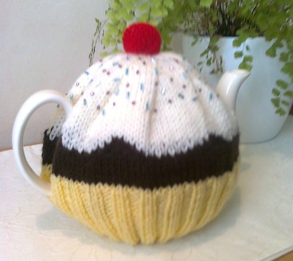 Yellow Cupcake Tea Cosy