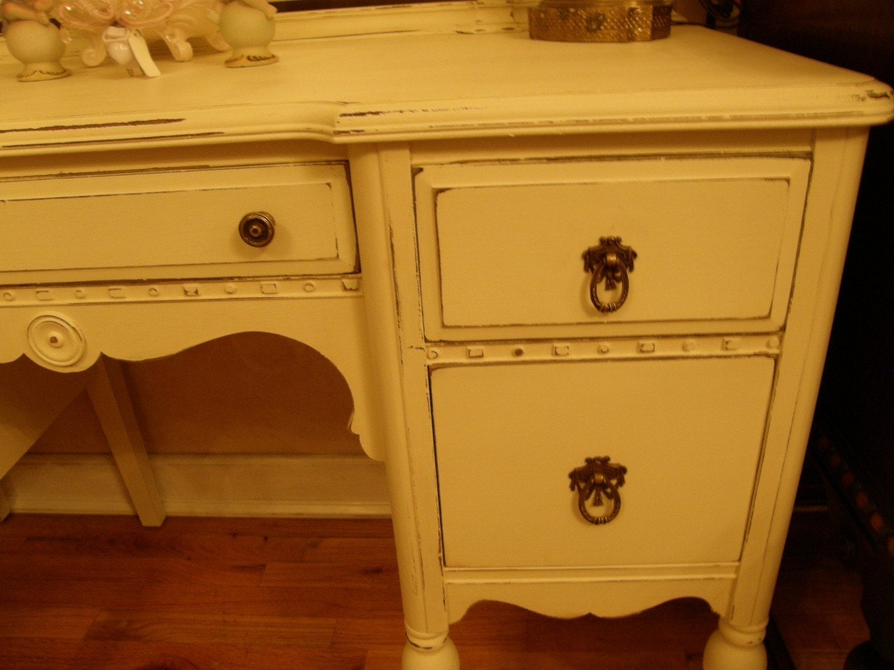 antique vanity shabby chic make up dressing table ivory