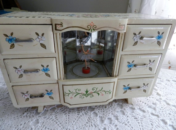 SALE Vintage Ballerina Musical Jewelry Box