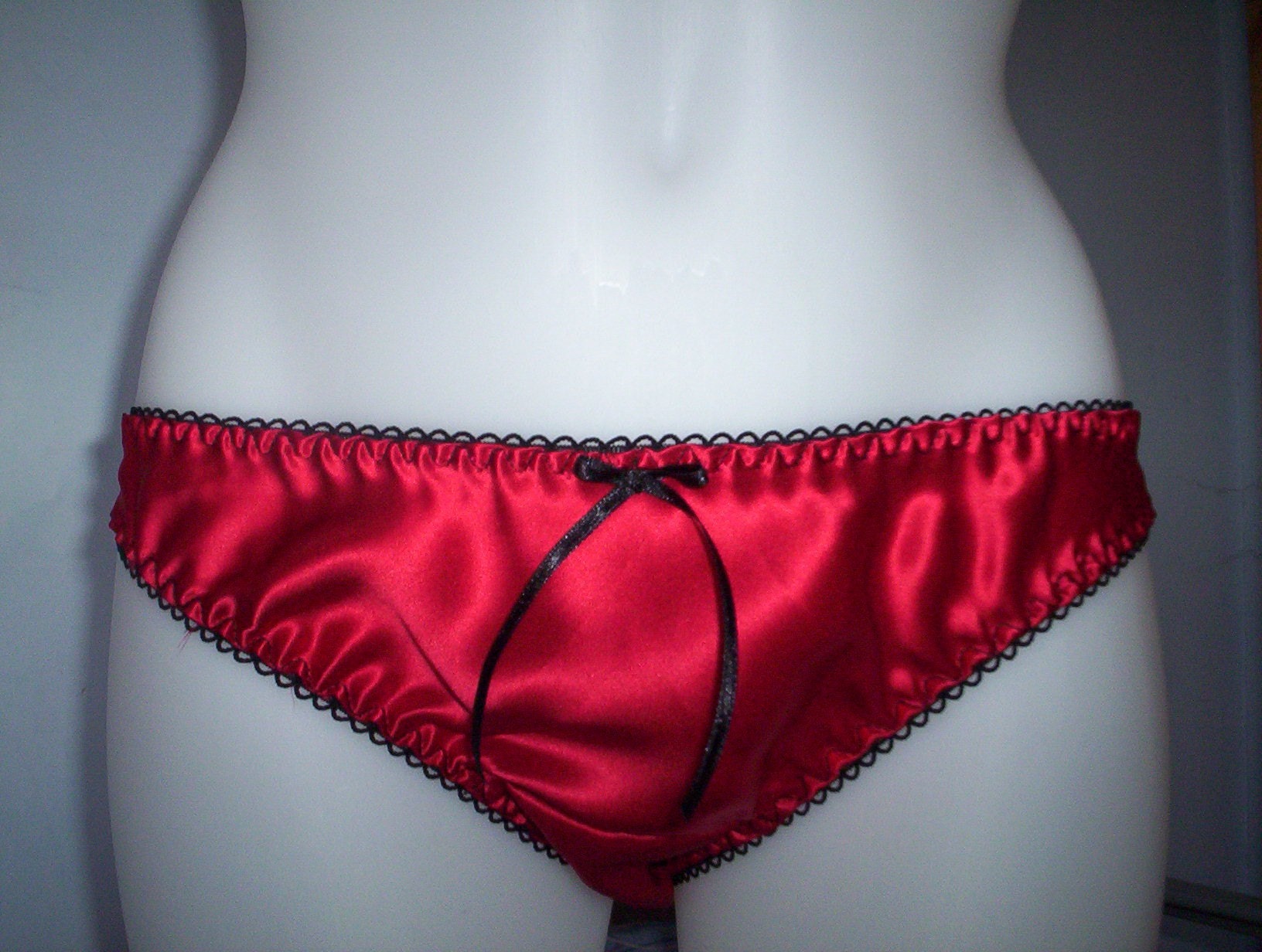 Red Silk Satin Extra Low Rise Hipster Panties Size 10 4087