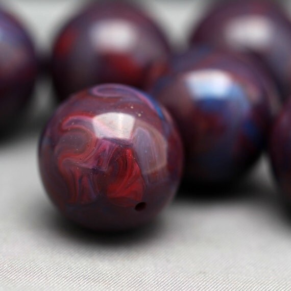 4 Vintage Lucite Red Eggplant Aubergine Round Marble Beads