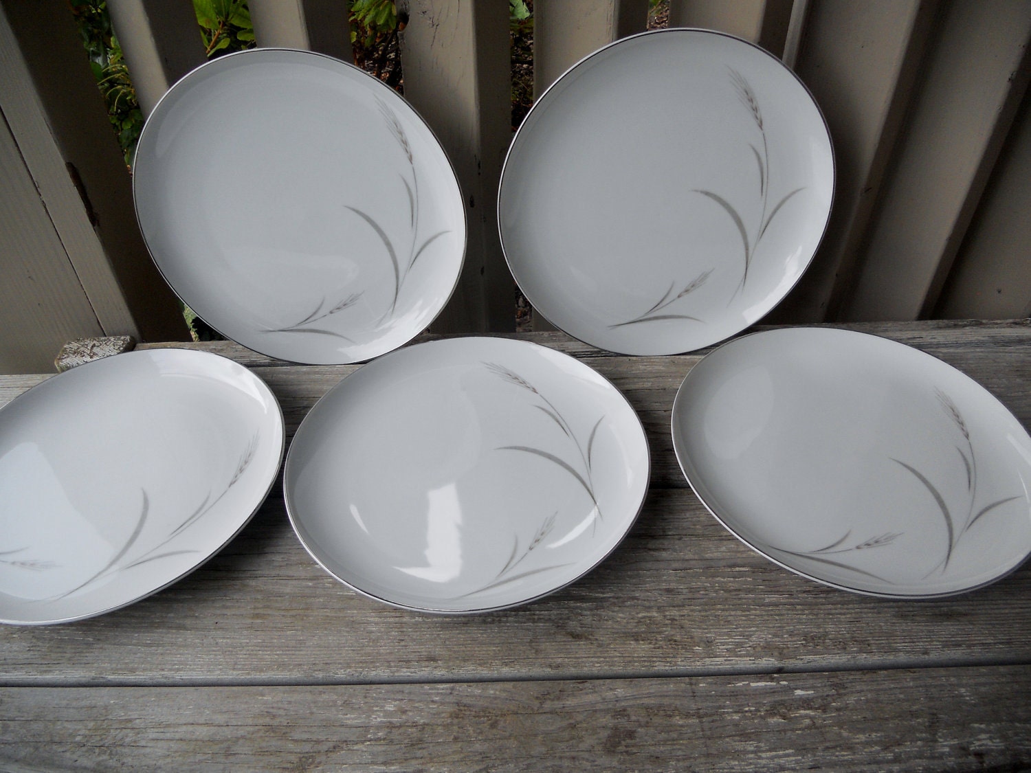 Set Of Five Mikasa Fine China Dinner Plates Aries Pattern