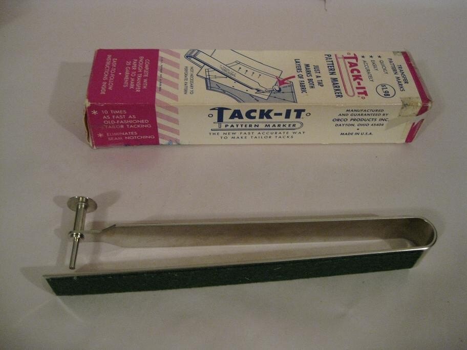 Vintage Tack It Pattern Marker in Original Box by memorimakers