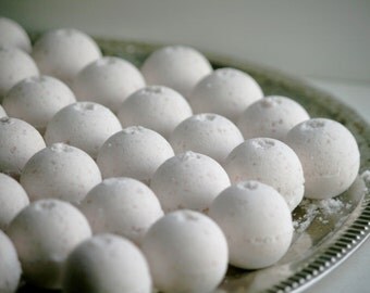50 Mini Bath Bombs - Shower favors - Girls night in bath bombs