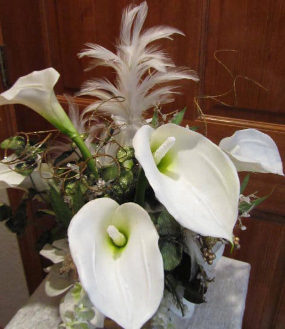 Orchid Centerpiece Jacket : White calla lily and magnolia victorian style wedding
