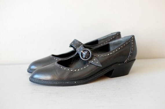 mary janes / Charles Jourdan shoes / black leather mary janes
