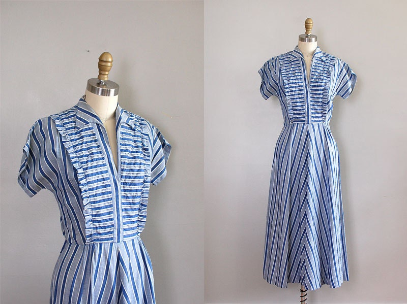 1940s dress / 40s vintage dress / Tuxedo Striped dress
