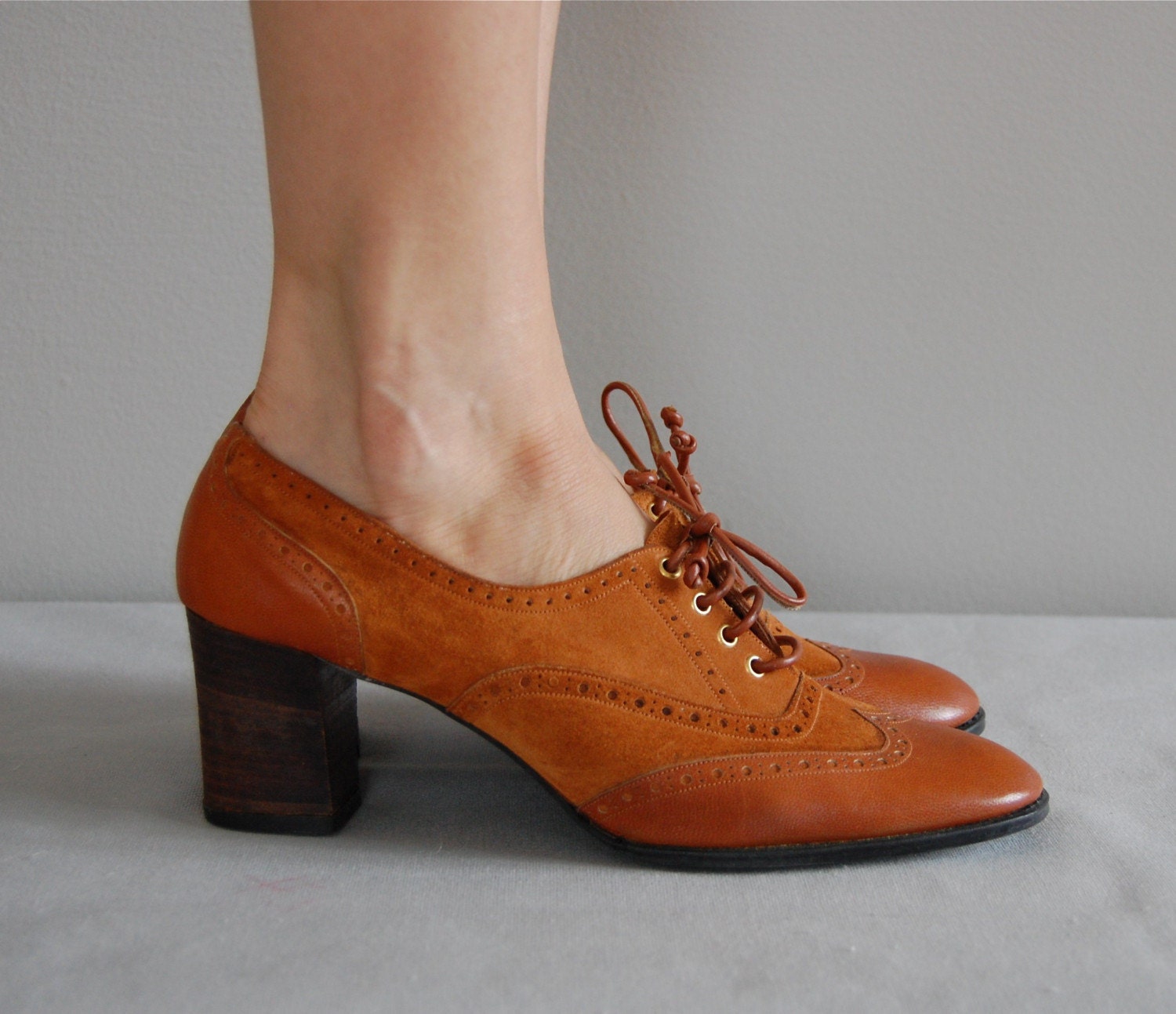 wingtip stilettos