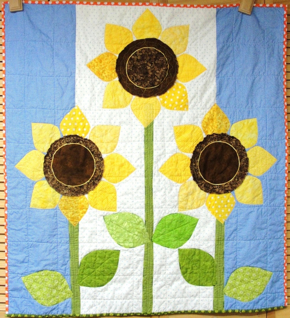 Handmade sunflower quilt baby or wall art quilt blue