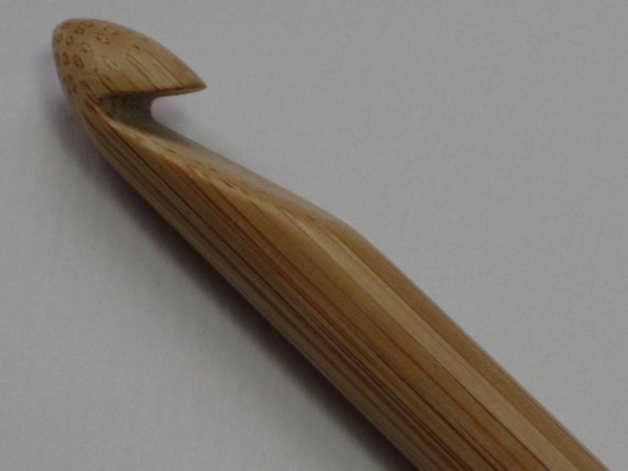 Jumbo Bamboo crochet hook SIZE 15 mm US Q 19 We also have