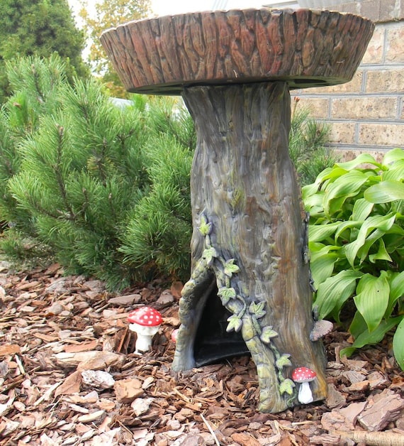 Tree Stump Bird Bath & Toad house custom decorated OOAK Ivy