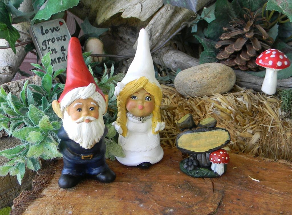 Custom Made Gnome Weddding Cake Topper... The Gnomelyweds