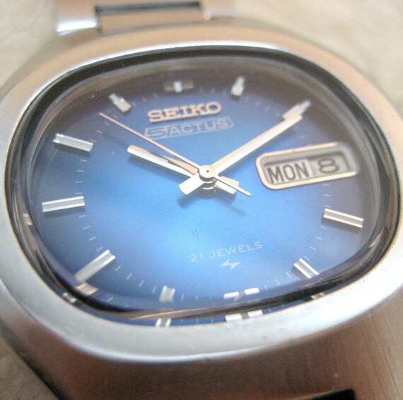Vintage Gents Seiko 5 Actus Automatic Movement by ASecondTime