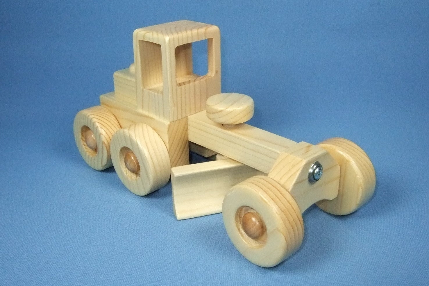 Проект деревянная игрушка. Деревянные игрушки. Wooden Toys. 5 Класс технология реклама деревянных игрушек. Фуры игрушки видео.