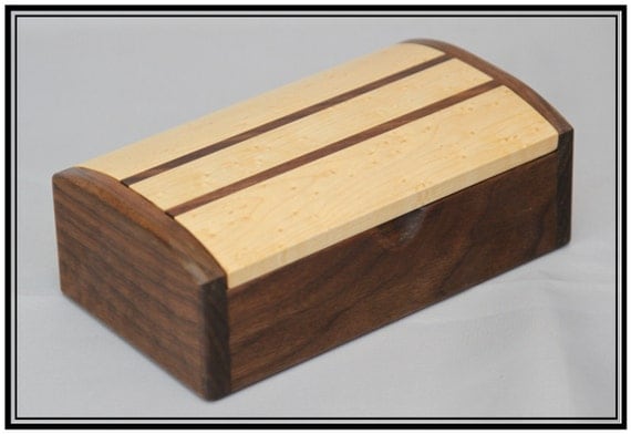 Handcrafted Walnut & Birdseye Maple Keepsake / Jewelry Box