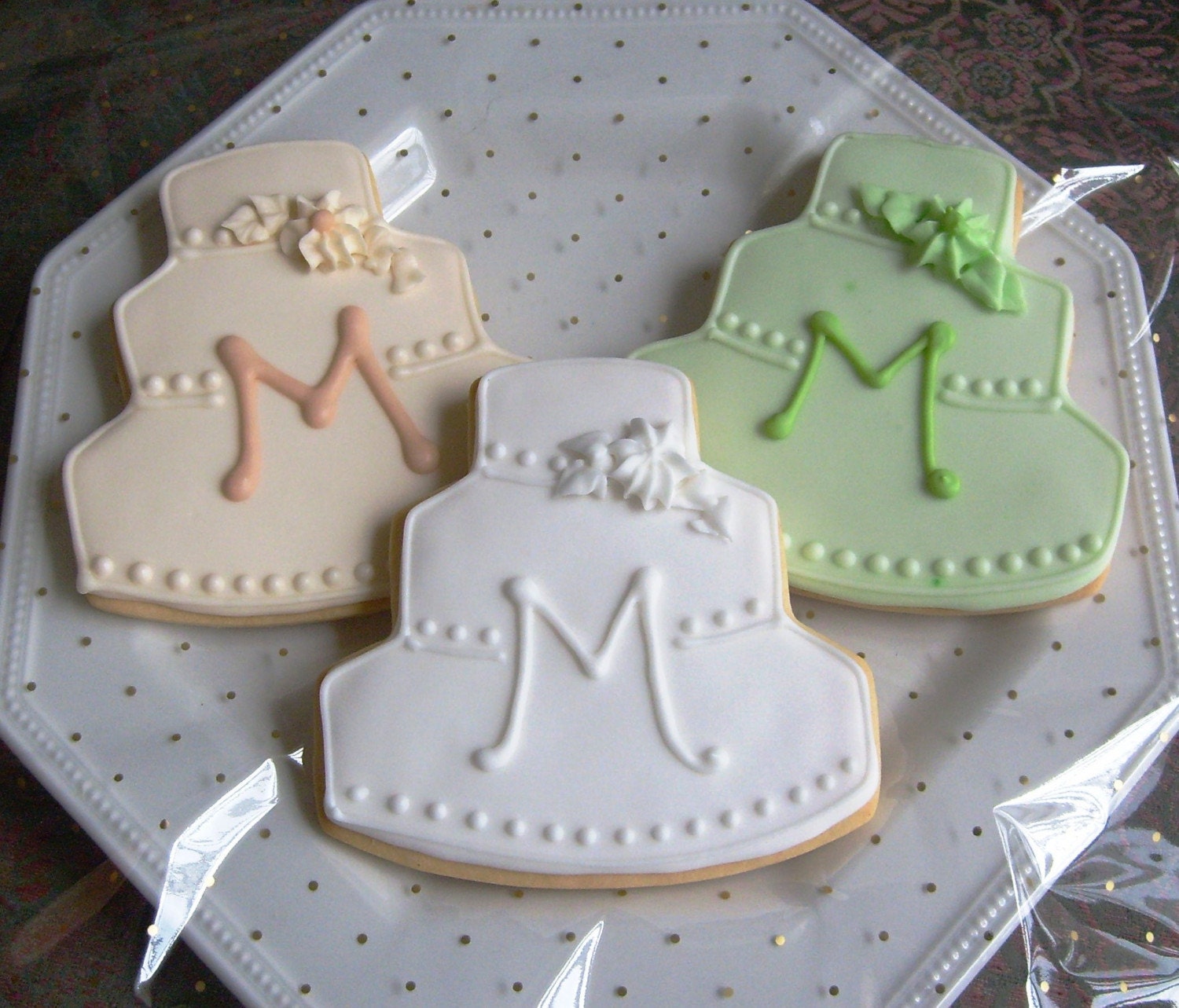 Simple Monogram Wedding Cake Cookie Favors Wedding Cake
