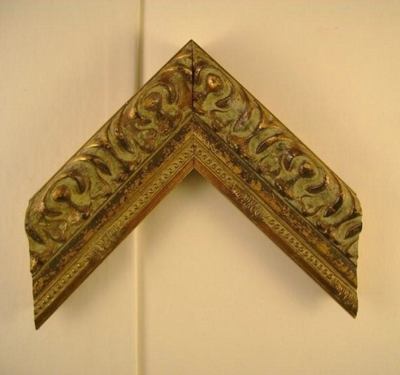 ornate picture frame molding sample corners