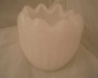 Rose Bowl Vintage Milk Glass