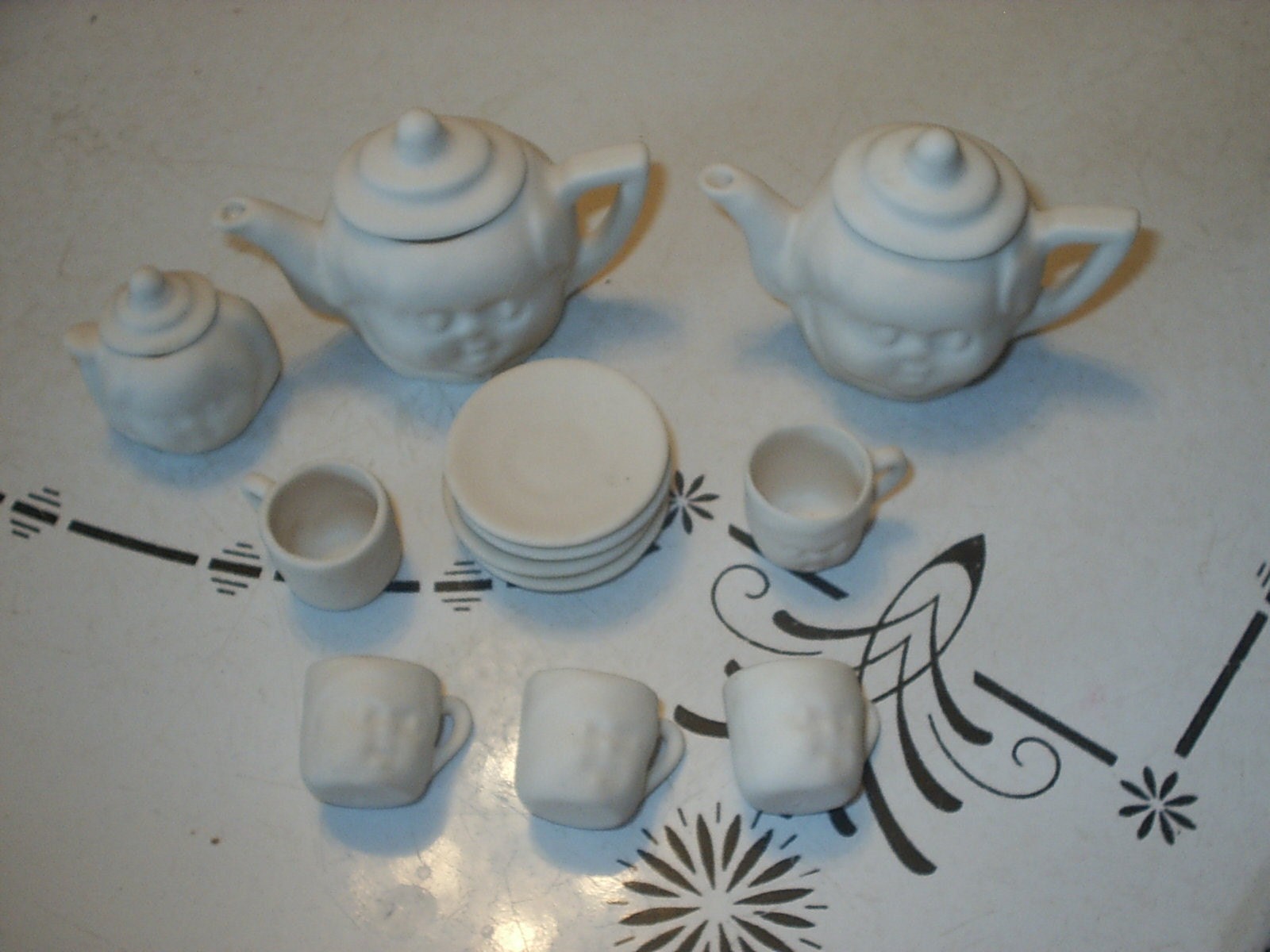 ceramic tea set to paint