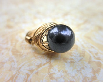 Blue Pearl Ring. To Order - Swarovski Pearl, Night Blue, Dark, Blue, Gold, Bride, Bridal Gifts, Classic Jewelry, Pearl Ring, Jewelry Rings