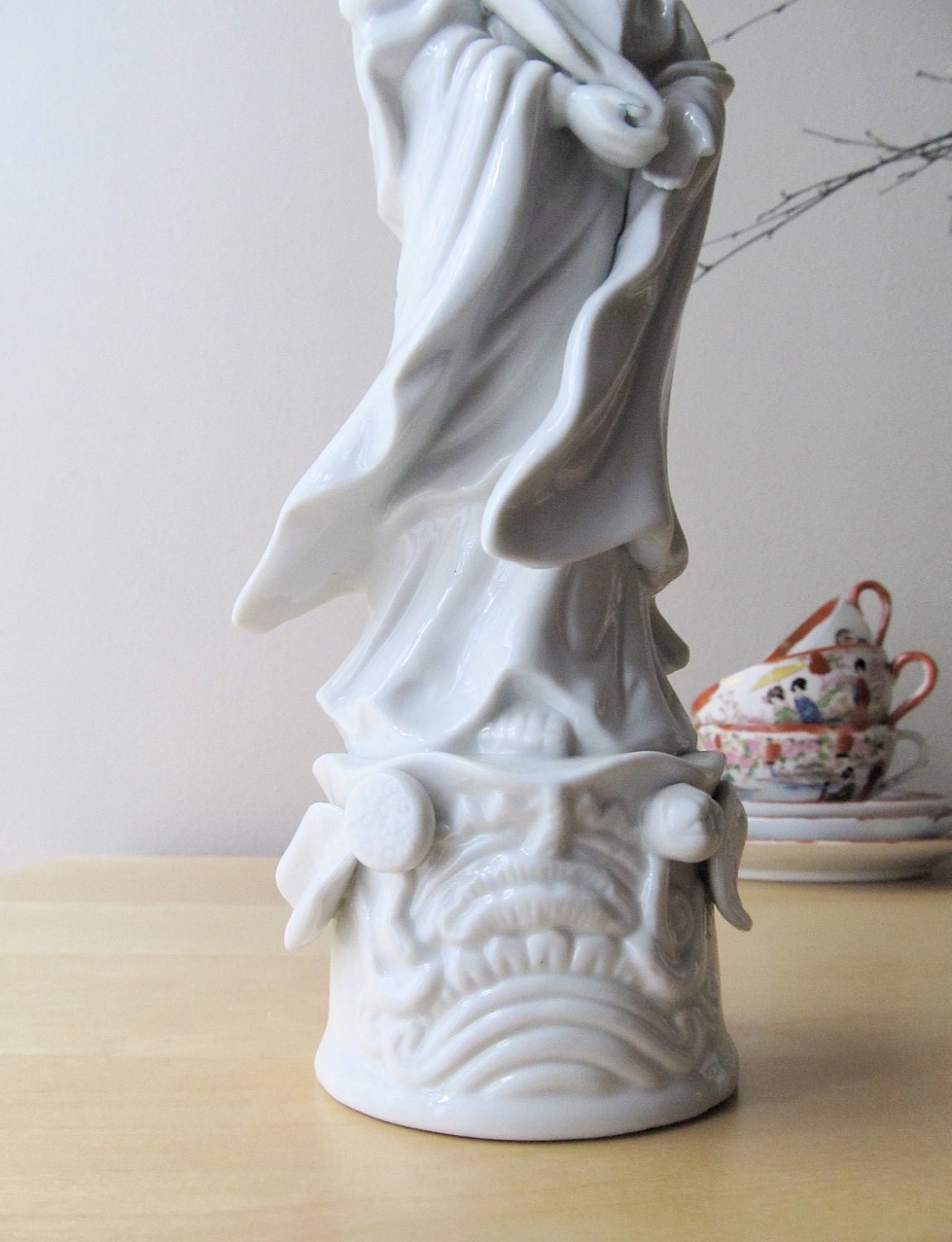 vintage porcelain figurine goddess of mercy quan yin