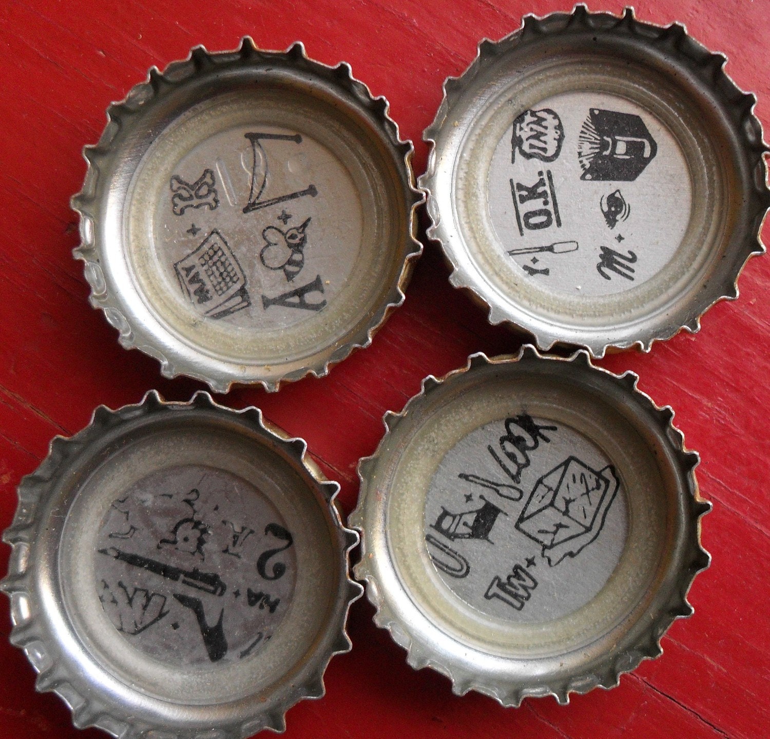 186 Lucky Lager Beer Bottle Cap Puzzles