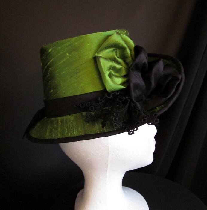 Victorian Top Hat Womens Green and Black Silk Lace