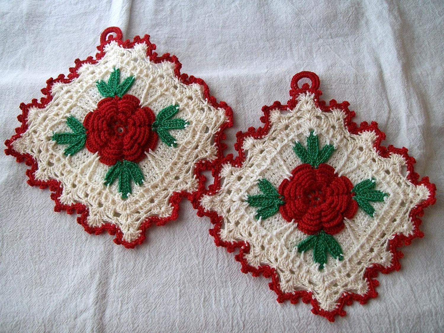 Vintage Crocheted Pot Holders Roses