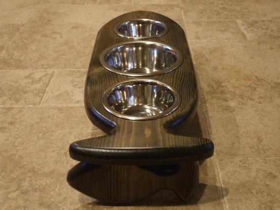 Raised Cat Feeder 1 Quart and 1 Pint 4 Inch Triple by
