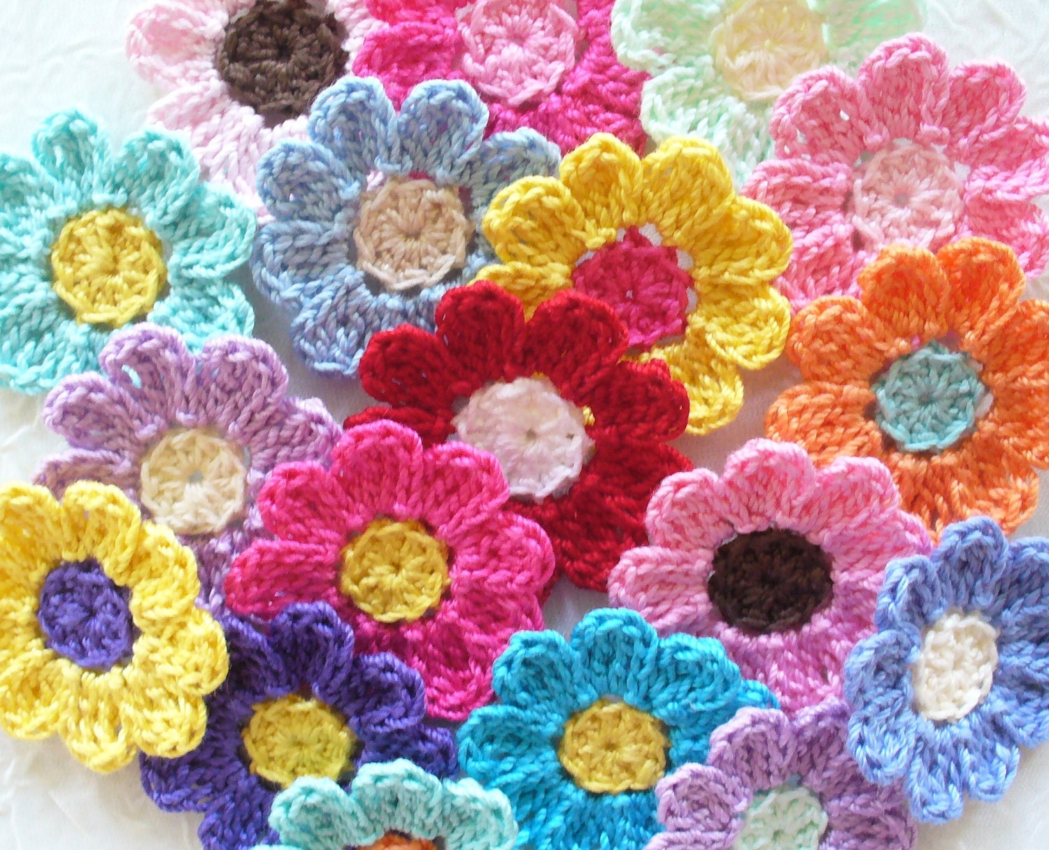 Bright Crochet Daisy Flowers Handmade Appliques