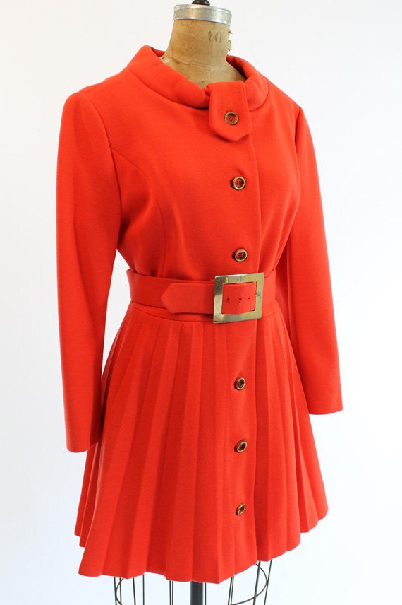 1960's Lilli Ann Dress Coat S-M // Poised Pleats Wool