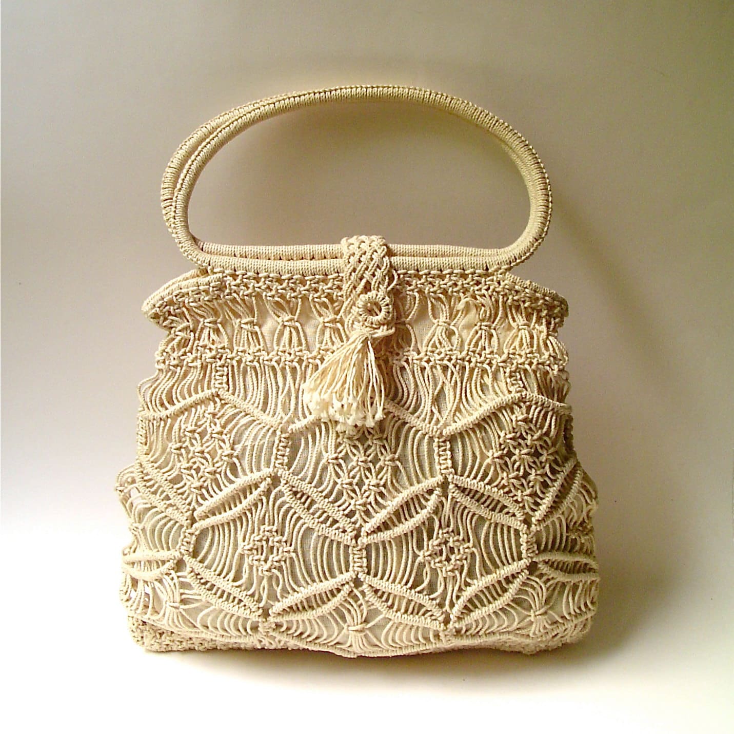 Boho vintage Ivory White Macrame Purse by SkinnyandBernie on Etsy