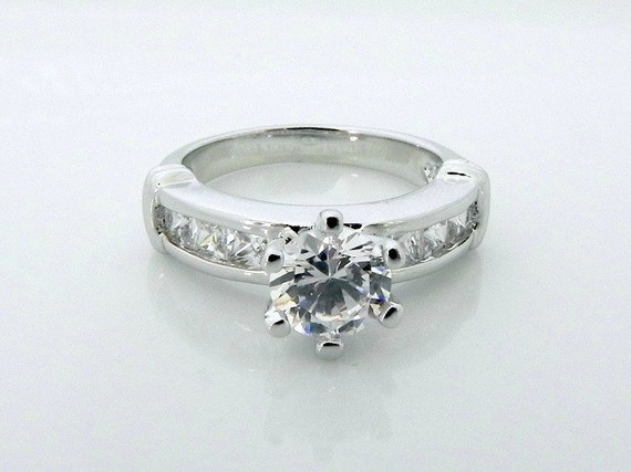 Engagement rings with lab created diamonds