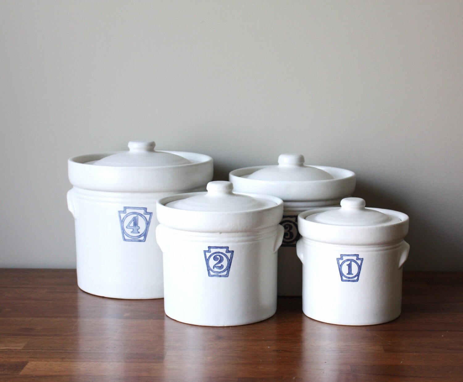 Vintage Set of 4 Pfaltzgraff Yorktowne Numbered Canisters